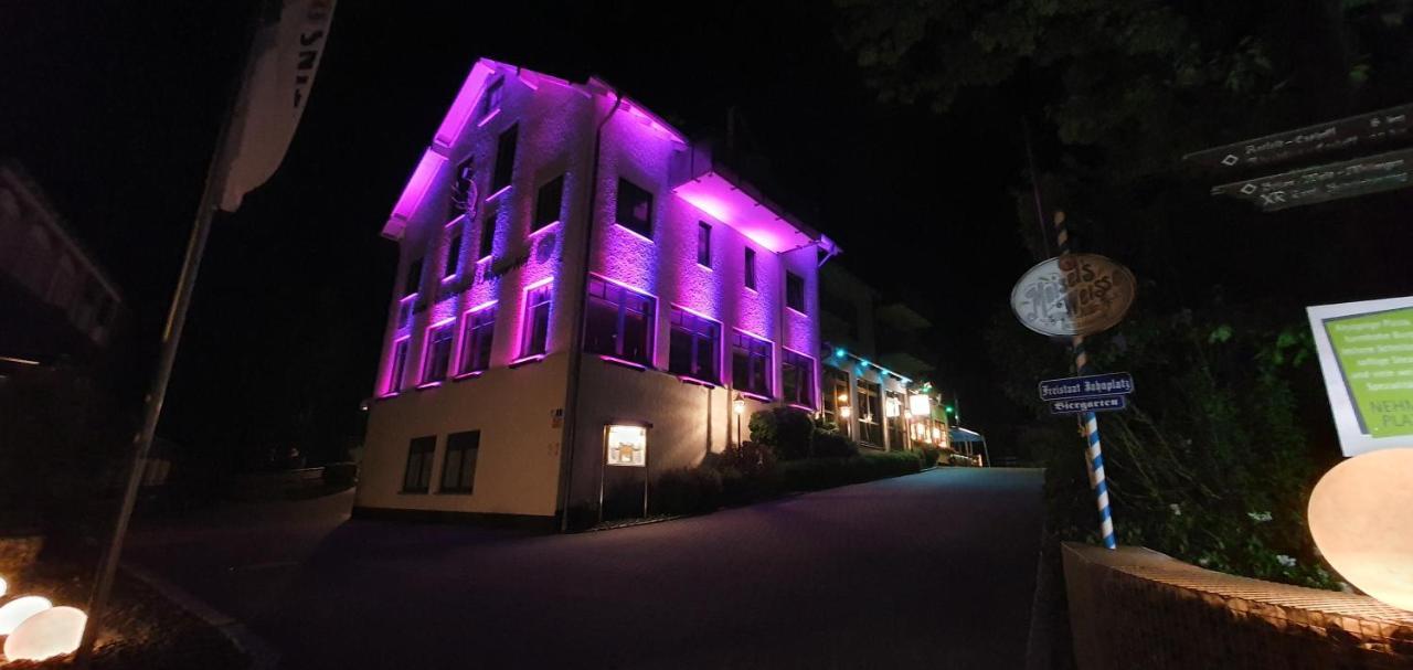 Hotel Bigger Hof - Wirtshaus Platzhirsch Am Jahnplatz Olsberg Exterior foto